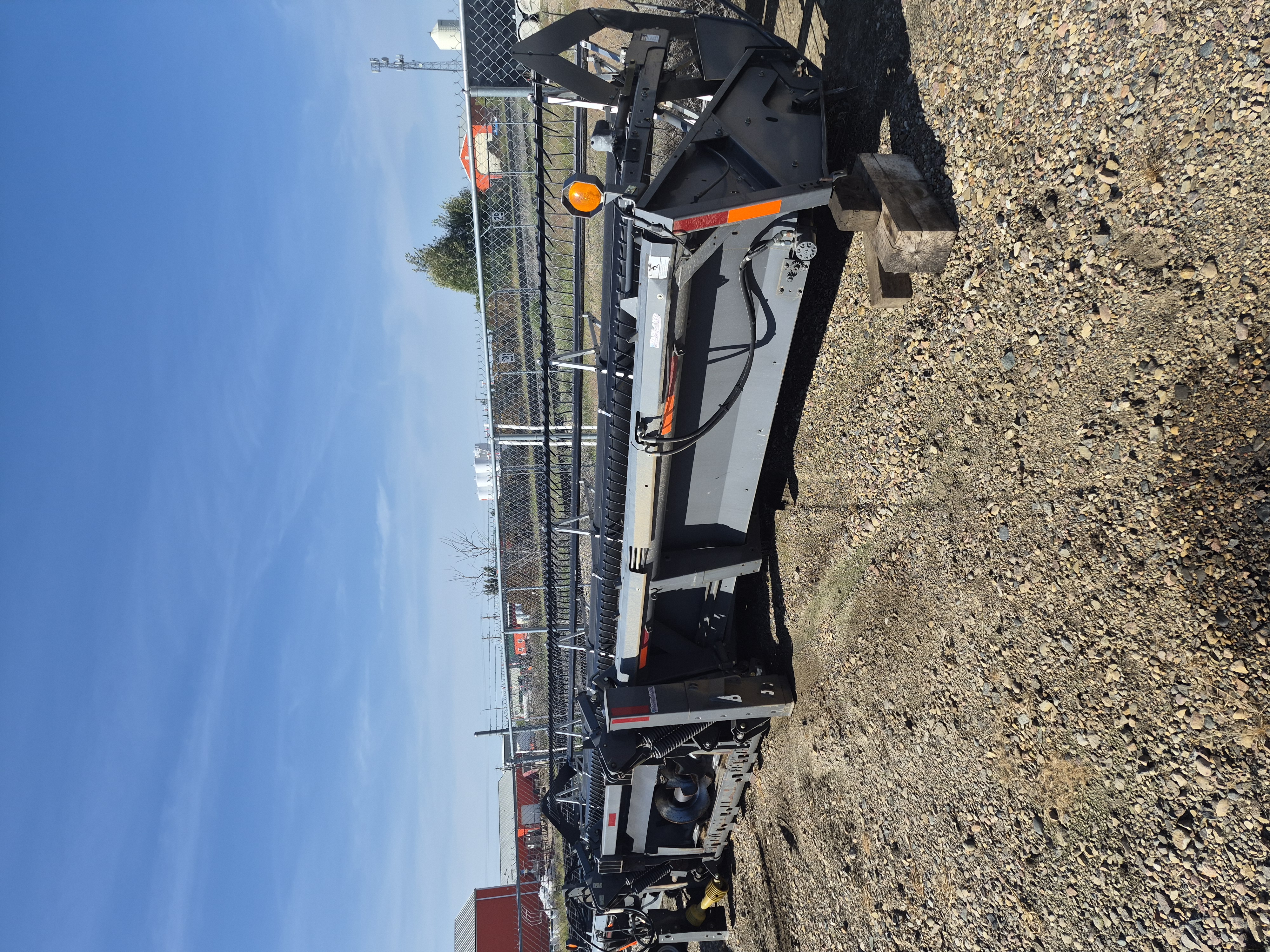 2007 Massey Ferguson 5100-30 Header Combine