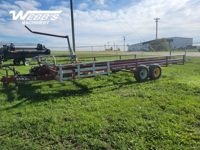 1988 Morris 881 Bale Mover