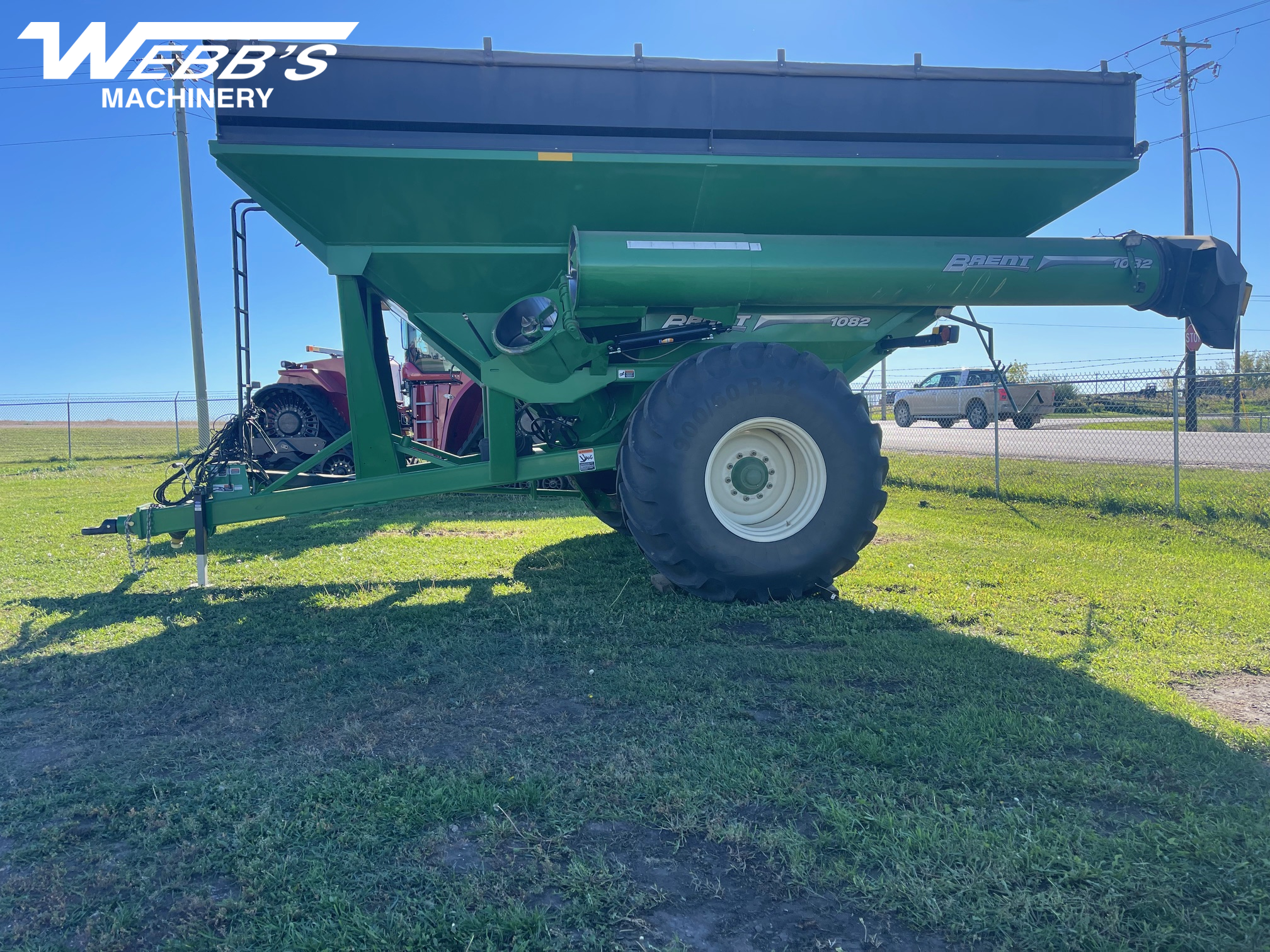 2015 Brent 1082 Grain Cart