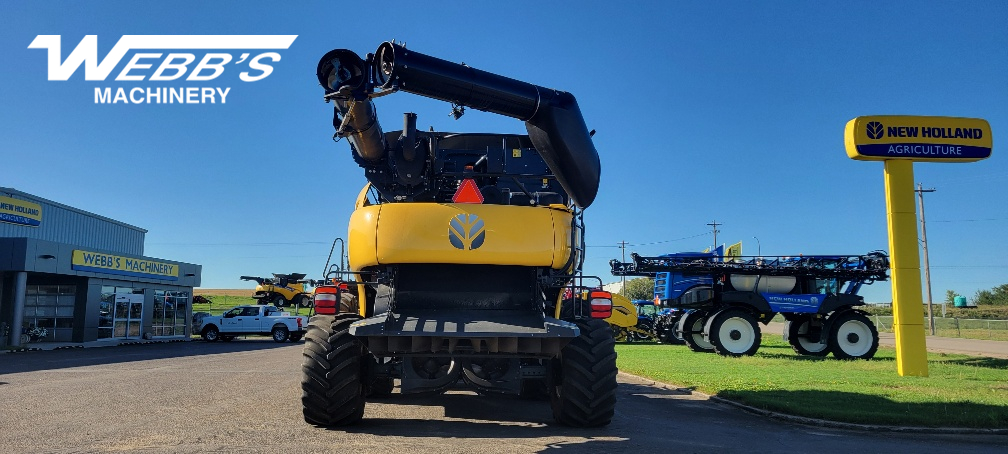 2019 New Holland CR8.90 Combine