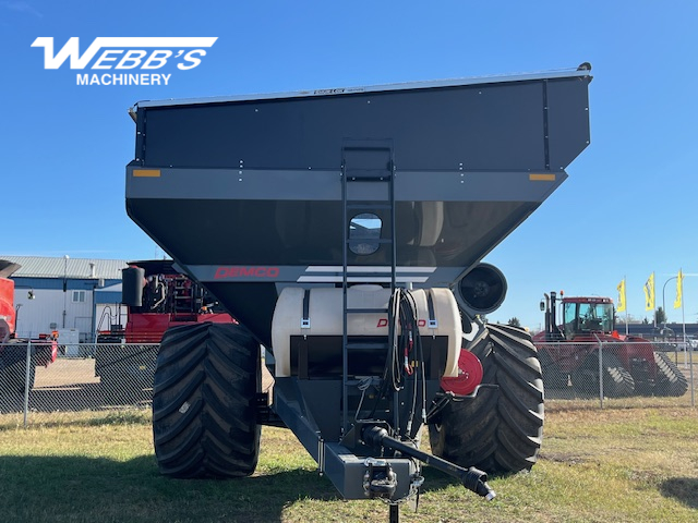 2025 Demco 1500 Grain Cart