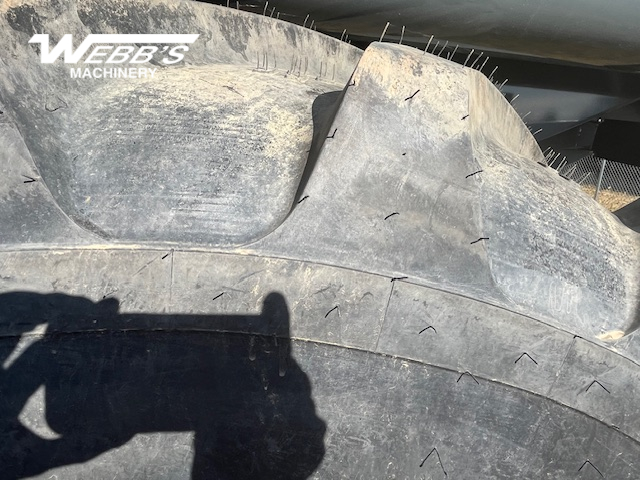 2025 Demco 1500 Grain Cart