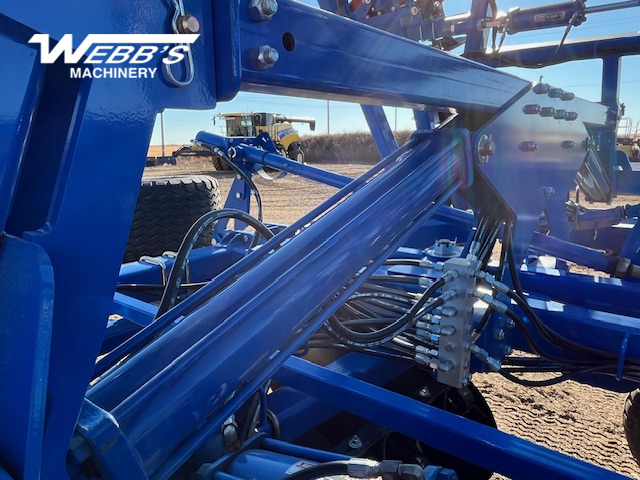 2025 Landoll 7530-35 Vertical Tillage