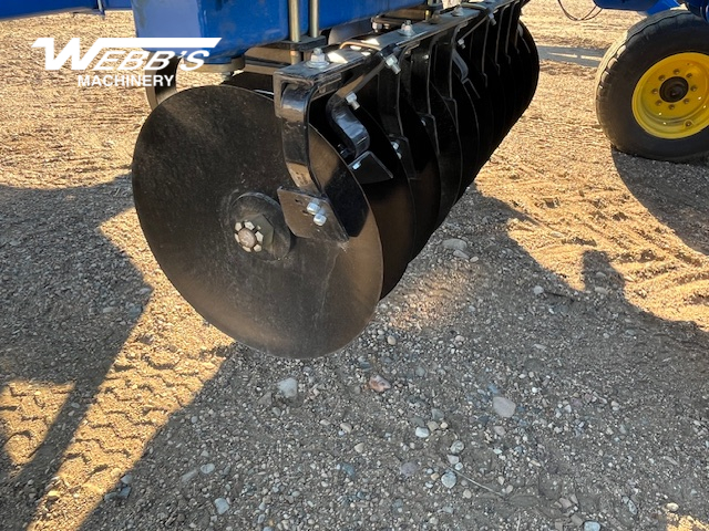 2025 Landoll 7530-35 Vertical Tillage