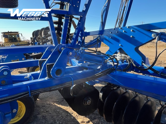 2025 Landoll 7530-35 Vertical Tillage