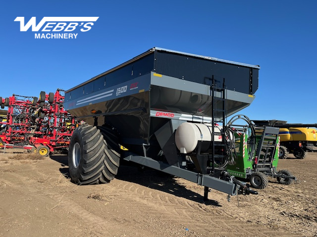 2025 Demco 1500 Grain Cart