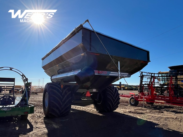 2025 Demco 1500 Grain Cart