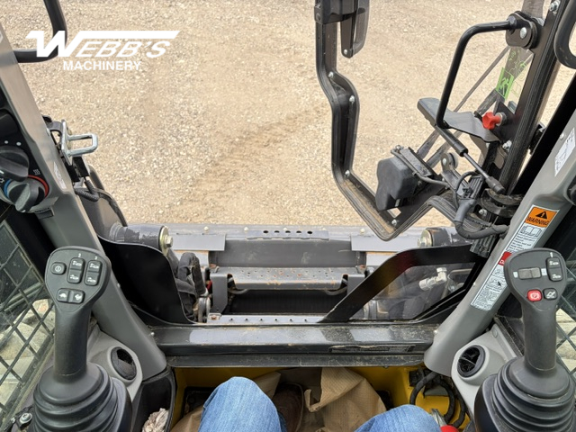 2023 New Holland L320 Skid Steer Loader