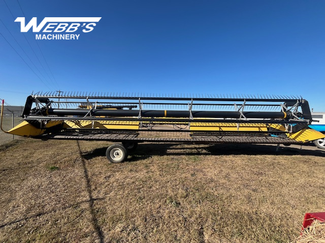 2012 New Holland HB30 Windrower Header