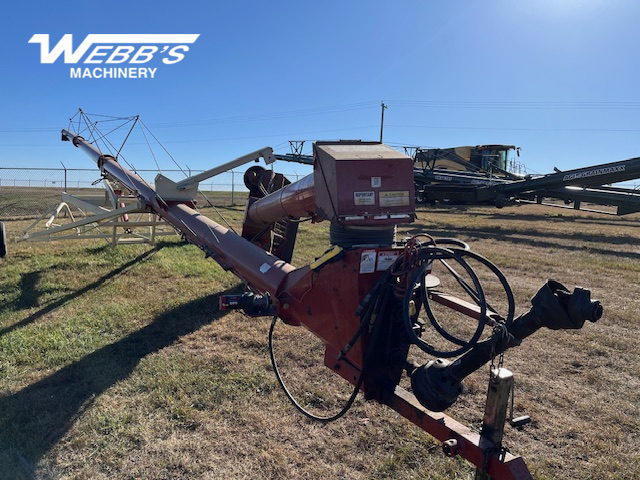 2015 Buhler Farm King 13x70TMMR Grain Auger