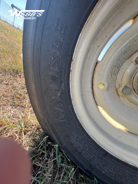 2015 Buhler Farm King 13x70TMMR Grain Auger