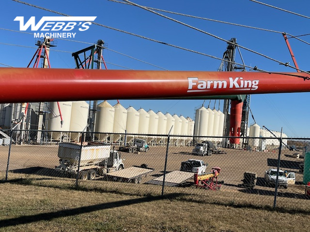 2015 Buhler Farm King 13x70TMMR Grain Auger