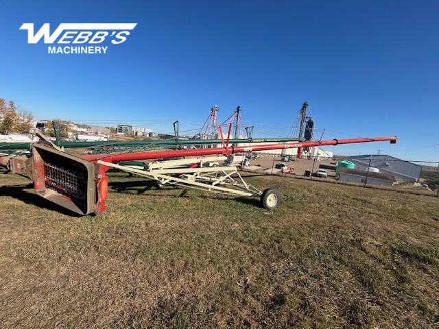 2015 Buhler Farm King 13x70TMMR Grain Auger