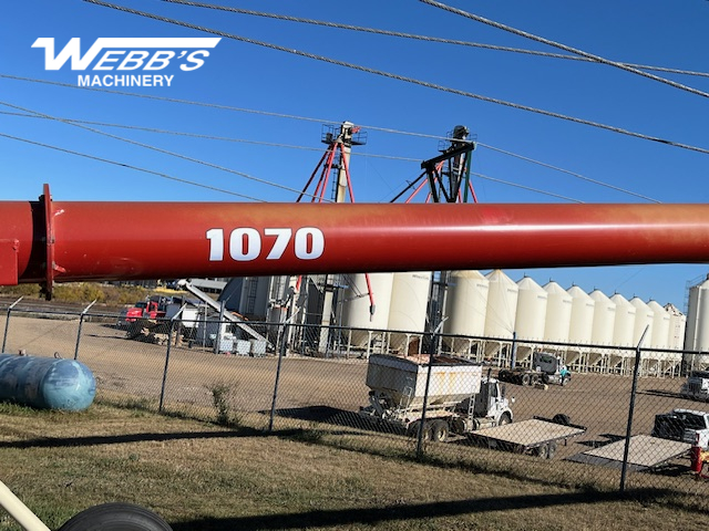 2015 Buhler Farm King 13x70TMMR Grain Auger