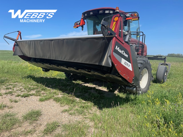 2016 MacDon M205 Windrower