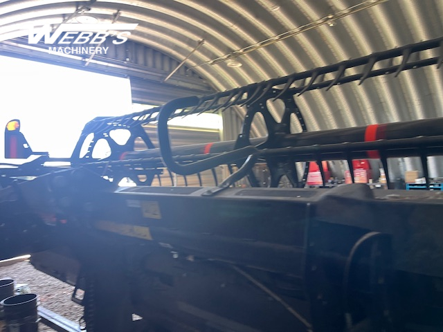 2016 MacDon M205 Windrower