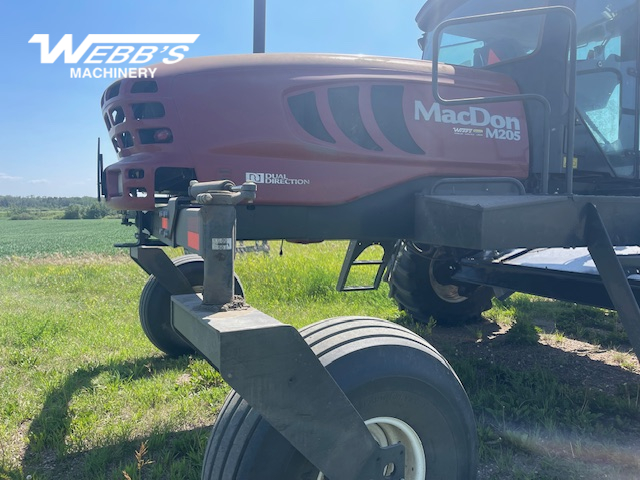 2016 MacDon M205 Windrower