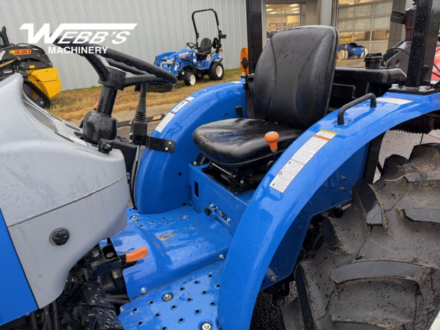 2025 New Holland WM40 Tractor