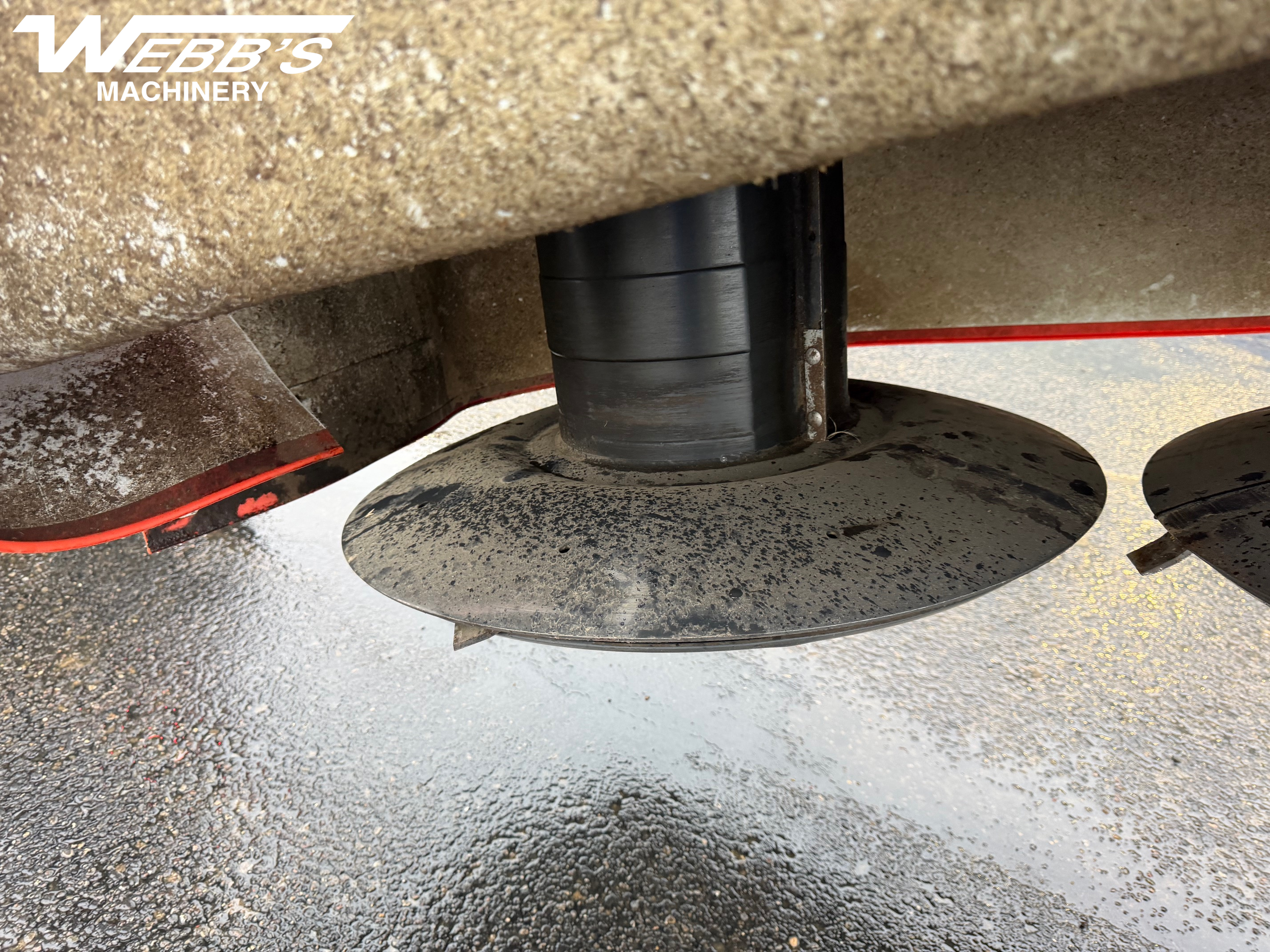 2024 Kuhn PZ170 Mower/Disc