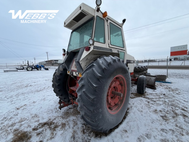 1980 JI Case 2290 Tractor