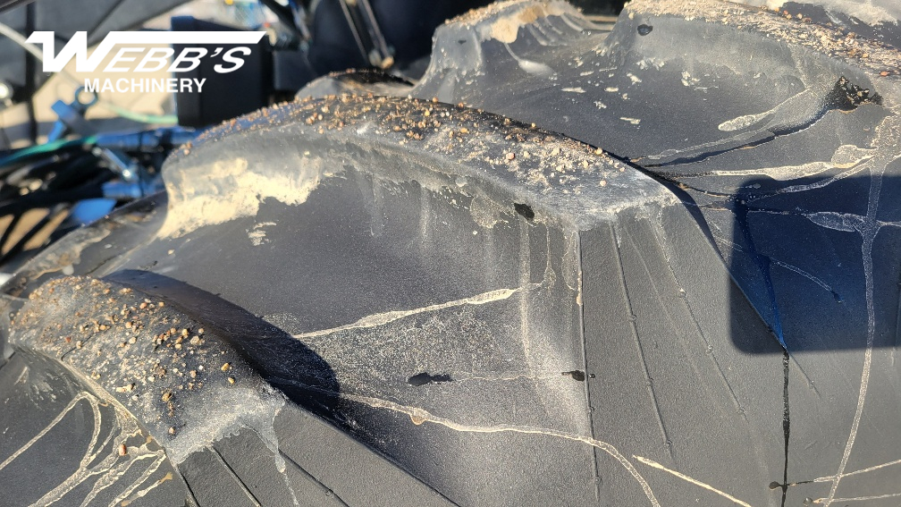 2014 New Holland TV6070 Tractor