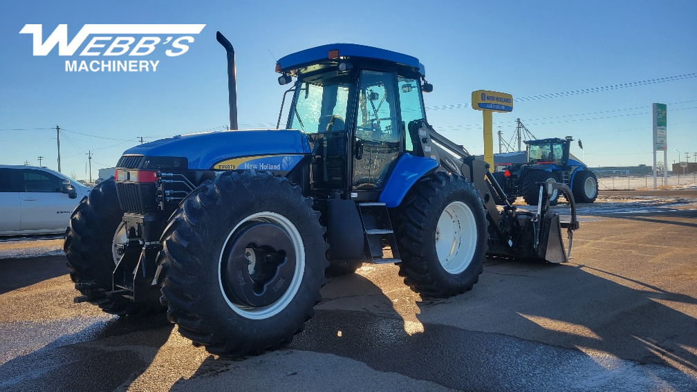2014 New Holland TV6070 Tractor