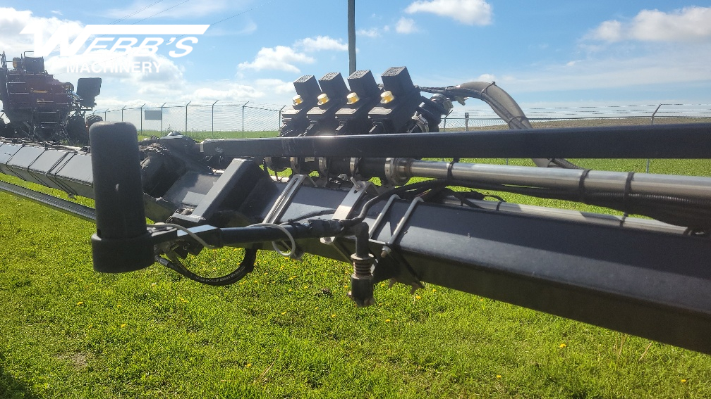 2015 New Holland SP.345F Sprayer/High Clearance