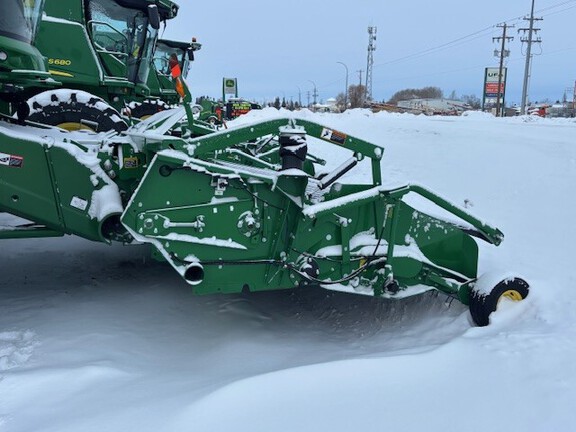 2017 John Deere S680 Combine