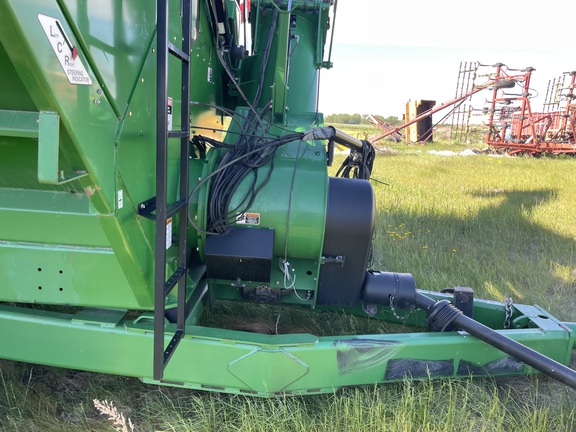 2013 Brent 2096 Grain Cart