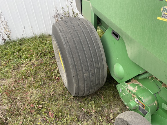 2021 John Deere 560M Baler/Round