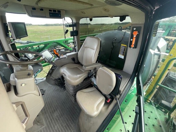 2015 John Deere R4038 Sprayer/High Clearance