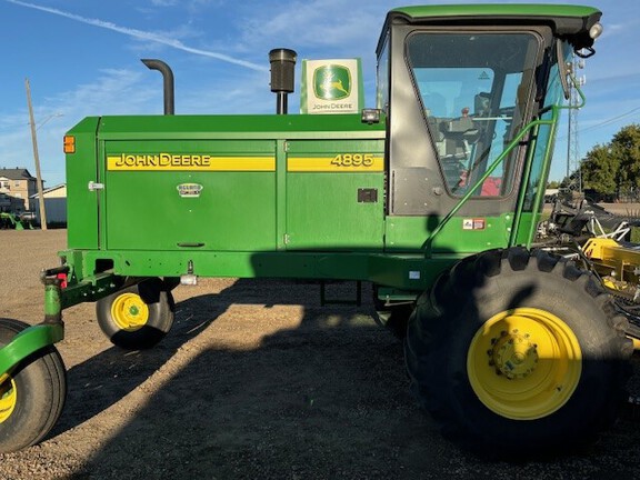 2009 John Deere 4895 Windrower