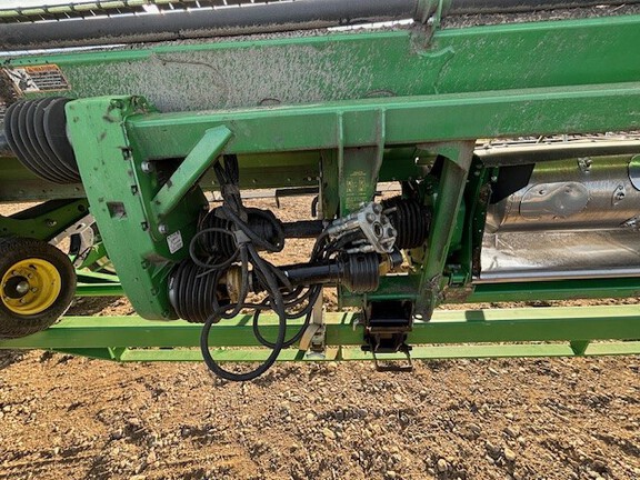 2014 John Deere 635D Header Combine