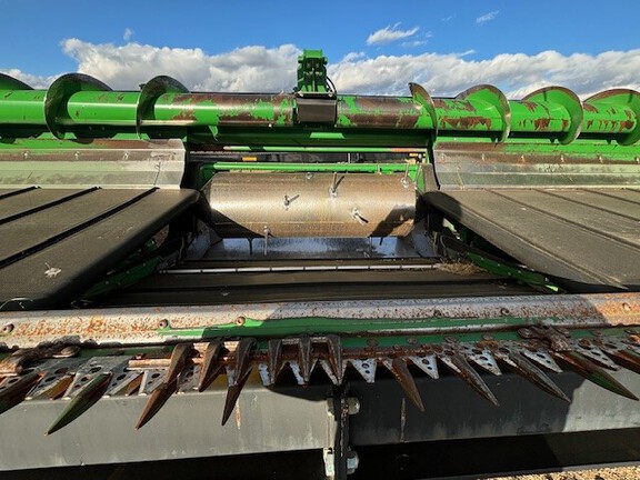 2014 John Deere 635D Header Combine