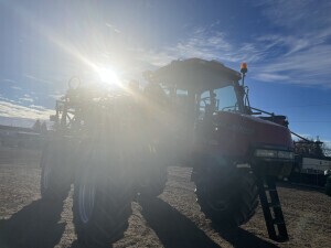 2014 Case IH Patriot 3330 Sprayer/High Clearance