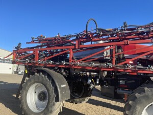 2014 Case IH Patriot 3330 Sprayer/High Clearance