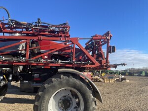 2014 Case IH Patriot 3330 Sprayer/High Clearance