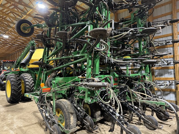 2018 John Deere 1870 Air Seeder