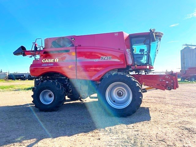 2023 Case 9250 Combine