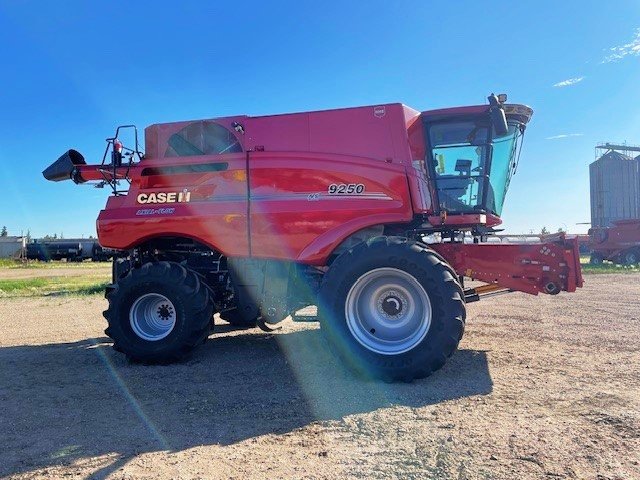 2023 Case 9250 Combine