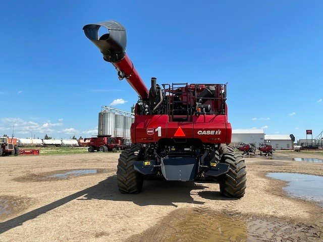 2022 Case 8250 Combine