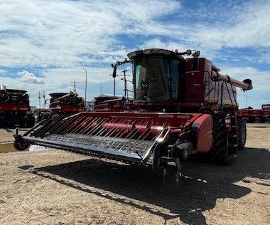 2022 Case 8250 Combine