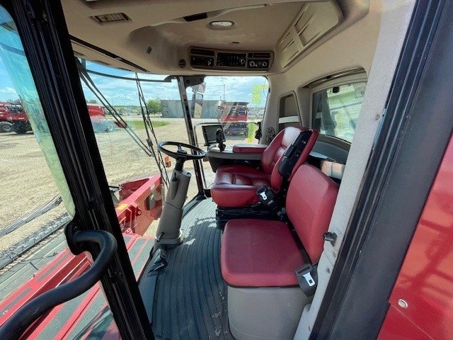 2017 Case 8240 Combine