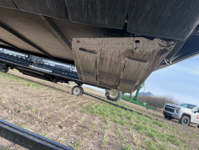 2018 MacDon FD135 Header Combine