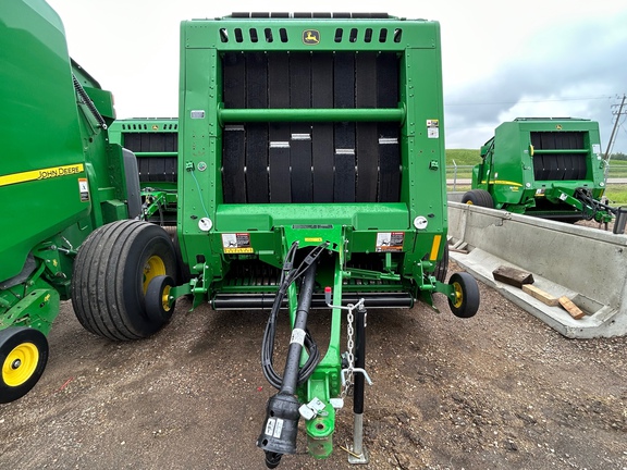 2022 John Deere 560M Baler/Round