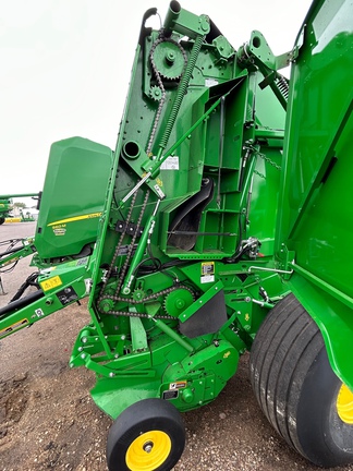 2022 John Deere 560M Baler/Round