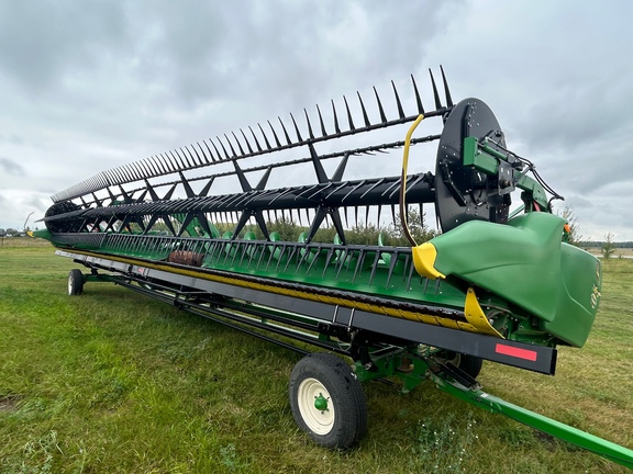 2019 John Deere 745FD Header Combine