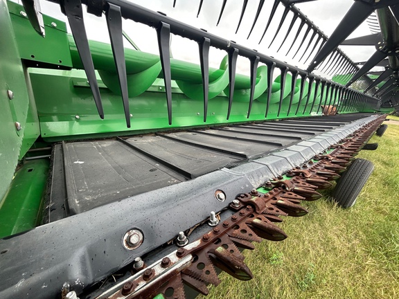 2019 John Deere 745FD Header Combine