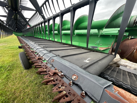 2019 John Deere 745FD Header Combine