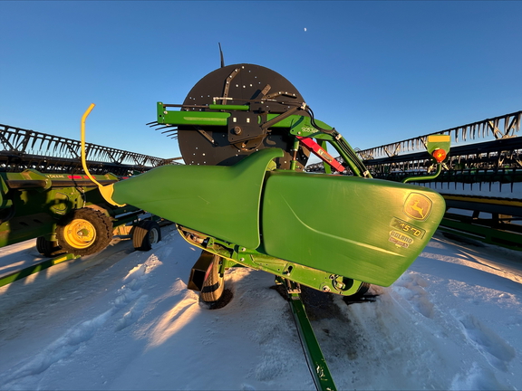 2019 John Deere 745FD Header Combine